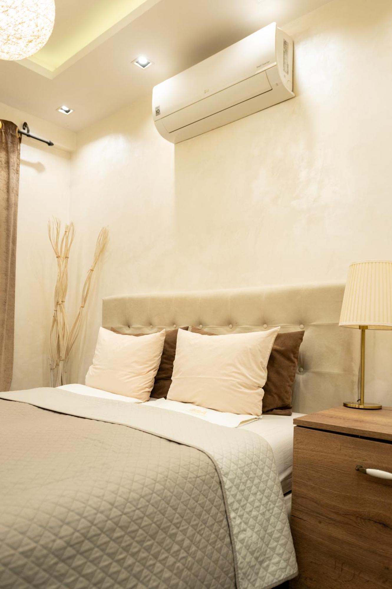 Central Business Apartments Jacuzzi Beograd Eksteriør bilde