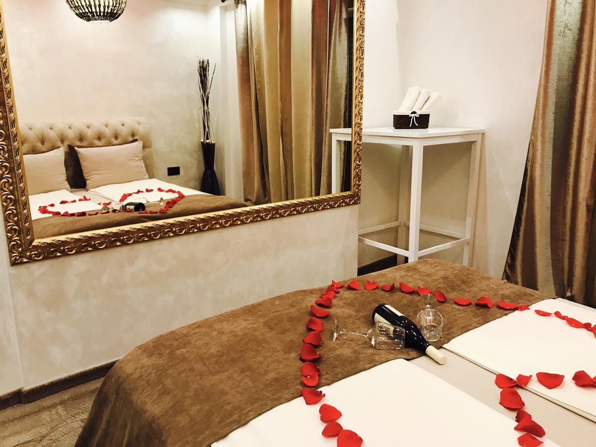Central Business Apartments Jacuzzi Beograd Eksteriør bilde