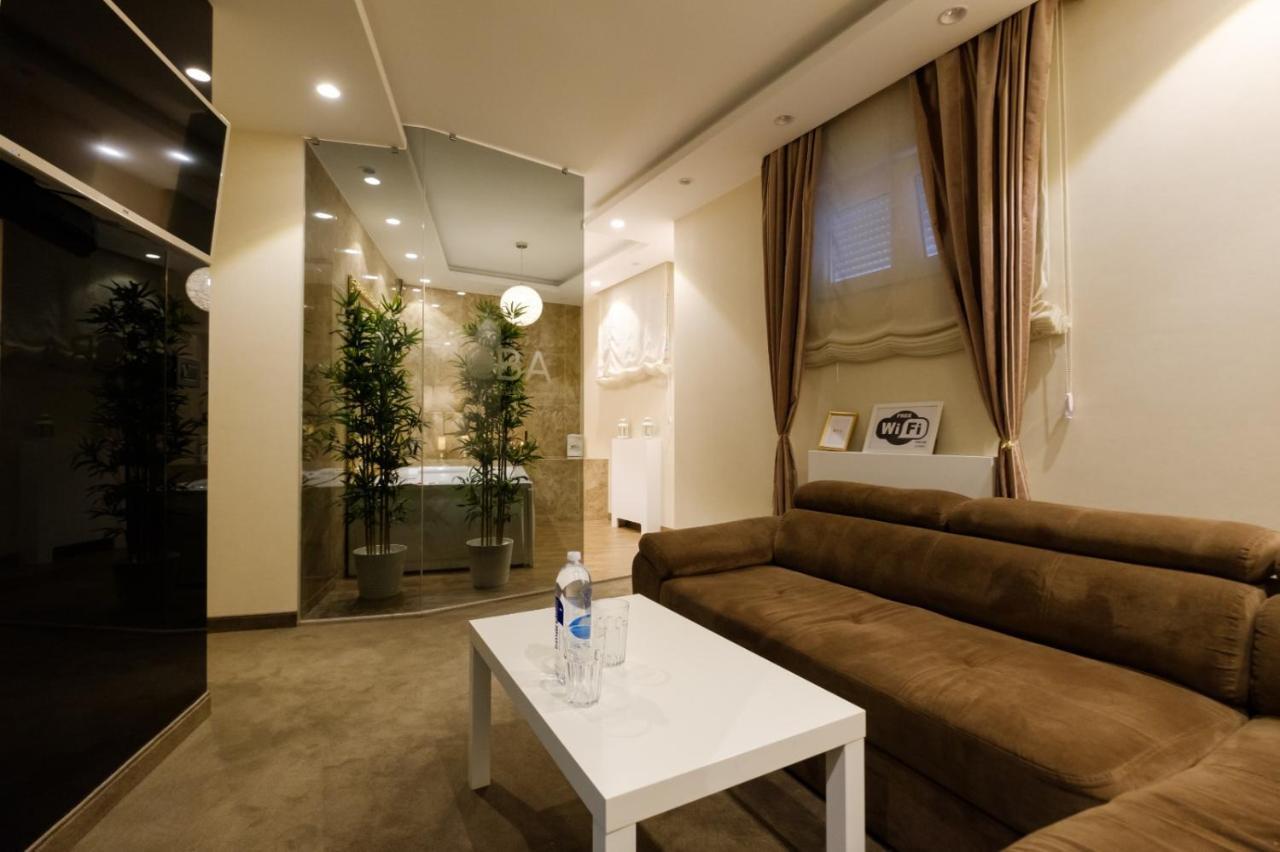Central Business Apartments Jacuzzi Beograd Eksteriør bilde
